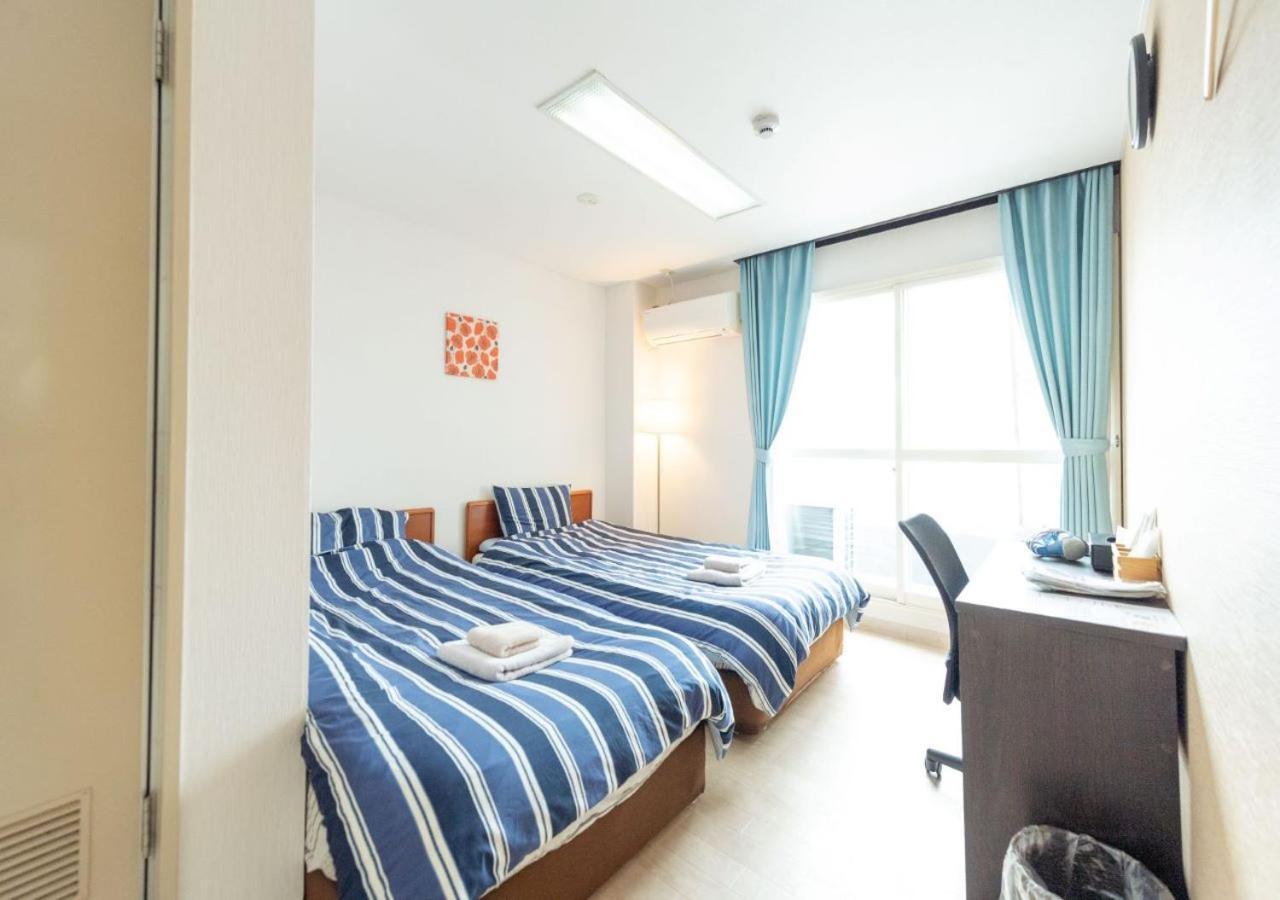 Hostel Paq Tokushima Extérieur photo